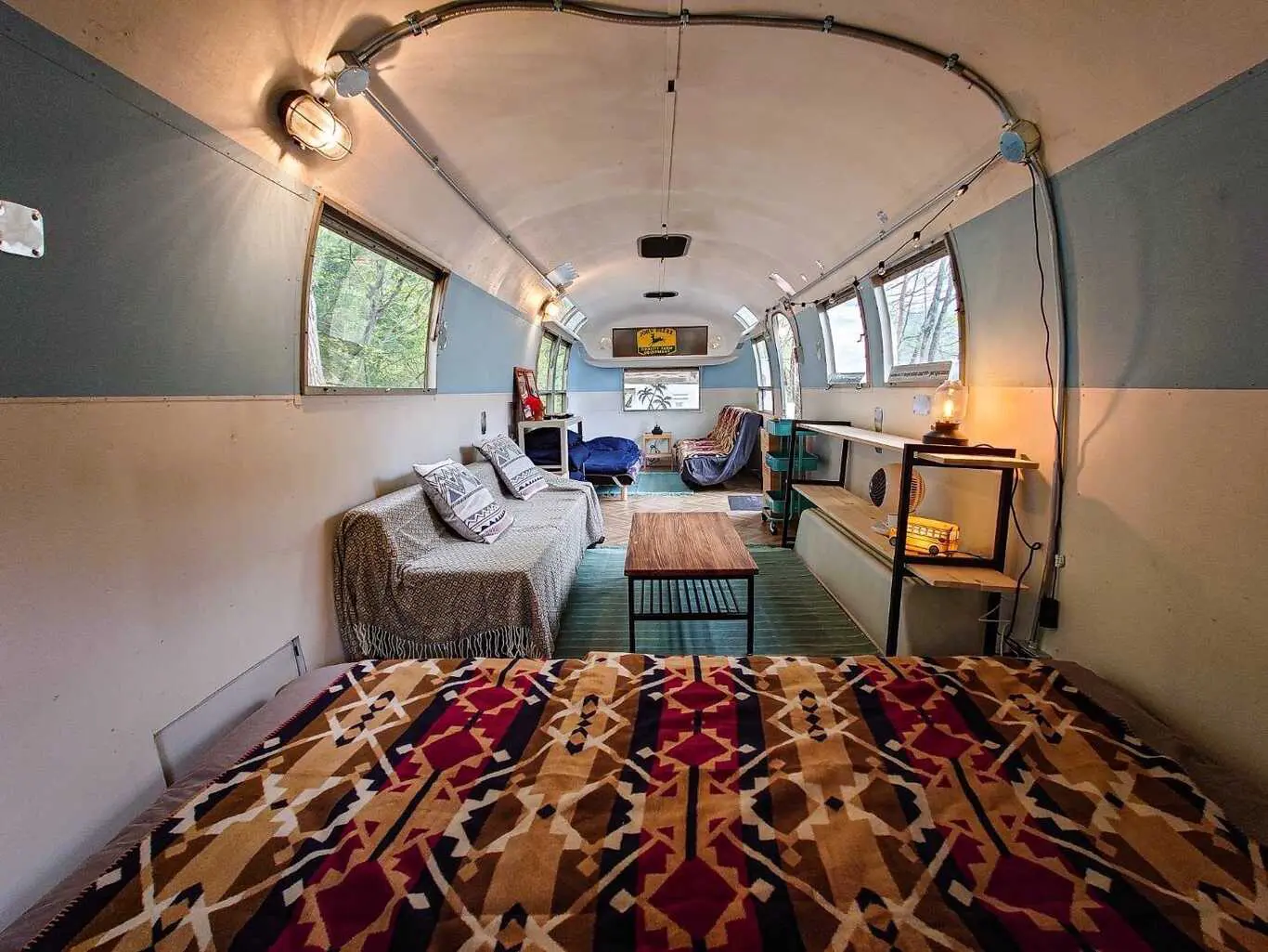 トレーラーハウス内観