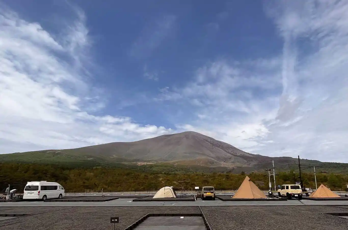 標高の高いキャンプ場の風景