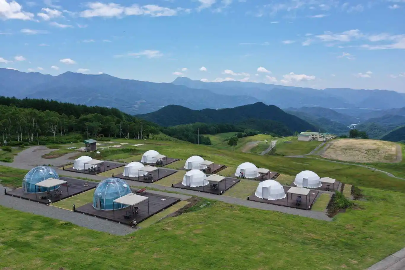 標高の高いキャンプ場の風景