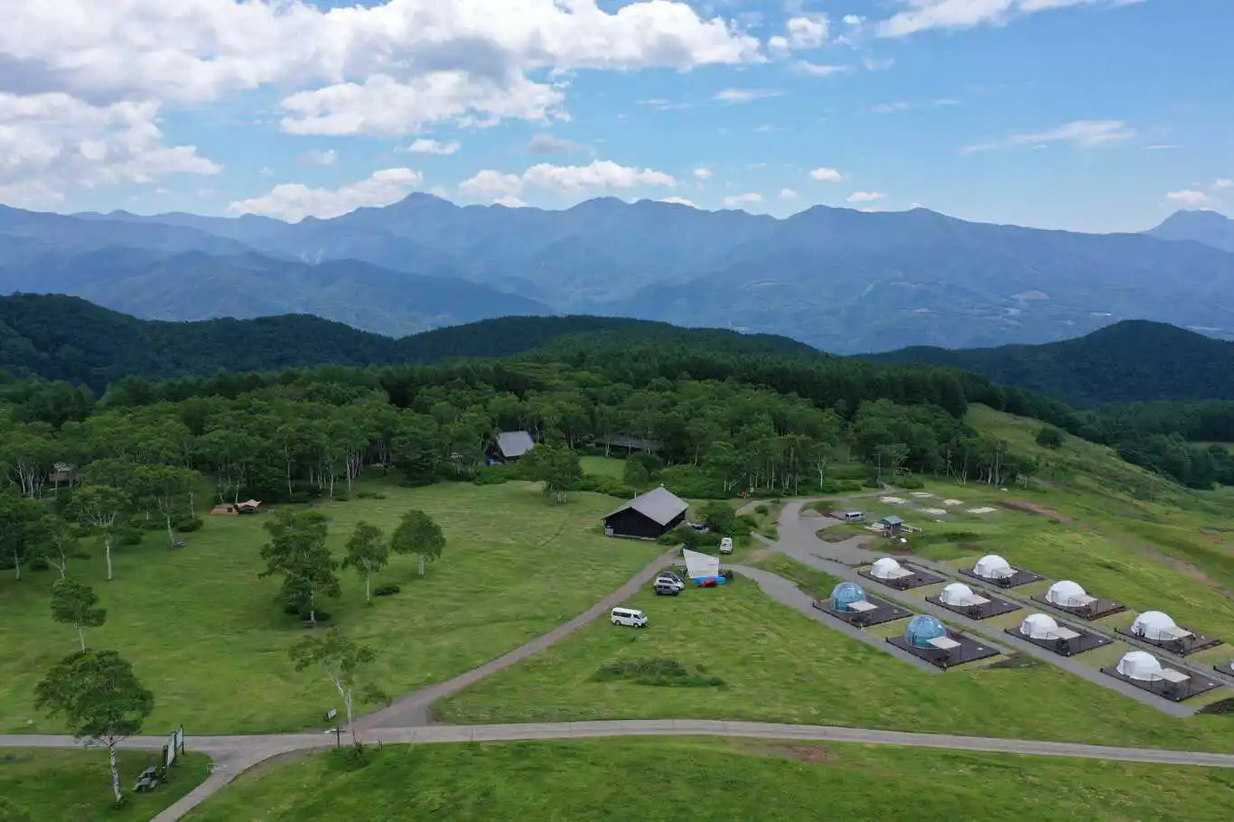 標高の高いキャンプ場の風景