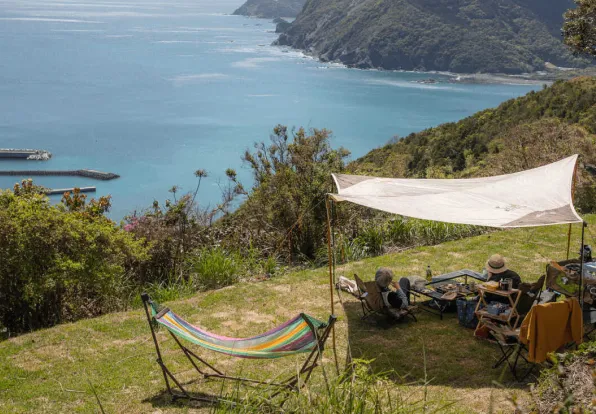 絶景キャンプ場風景